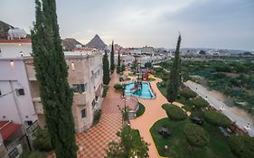 منتجع الحدائق السبعة